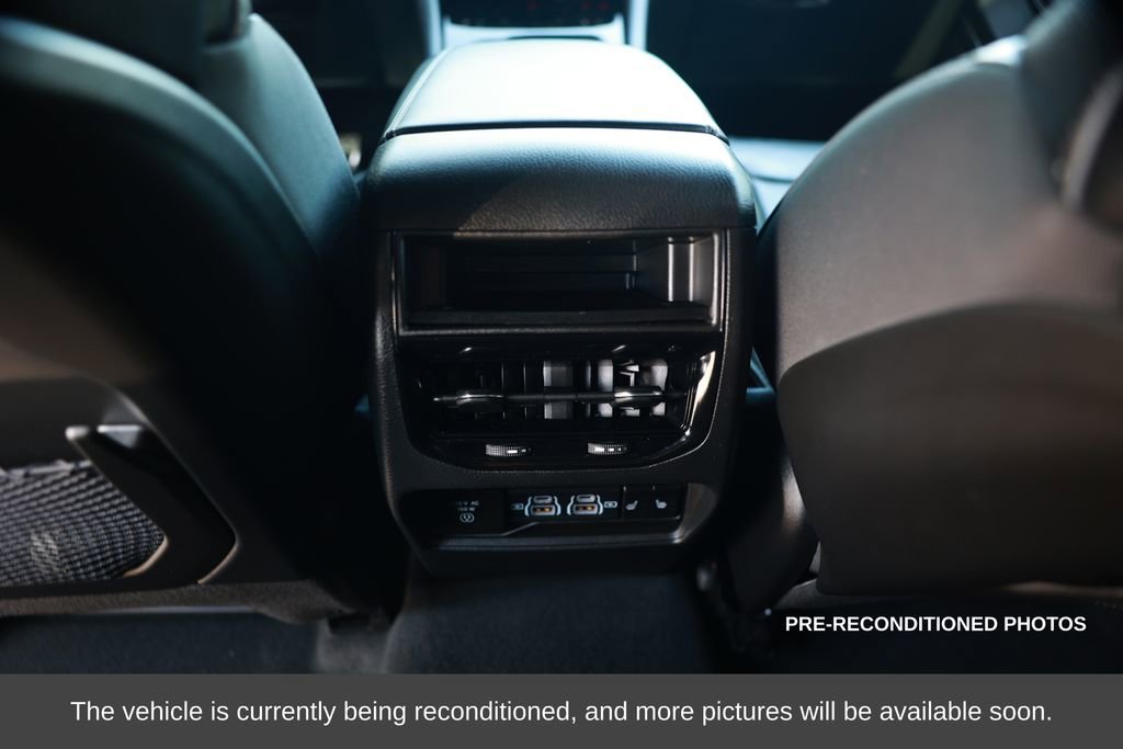 Used 2023 Jeep Grand Cherokee Overland w/ Rear Seat Video Group I image 32