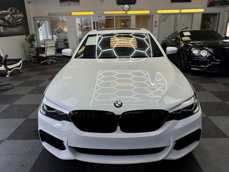 Used 2018 BMW 530e RWD image 2