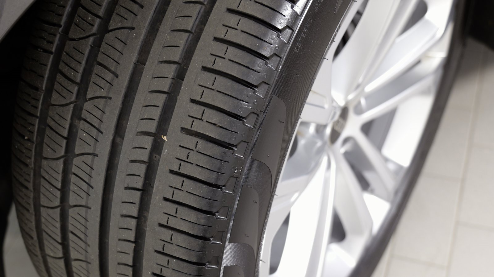 Used 2025 Audi Q7 3.0T Prestige w/ Prestige Package image 79