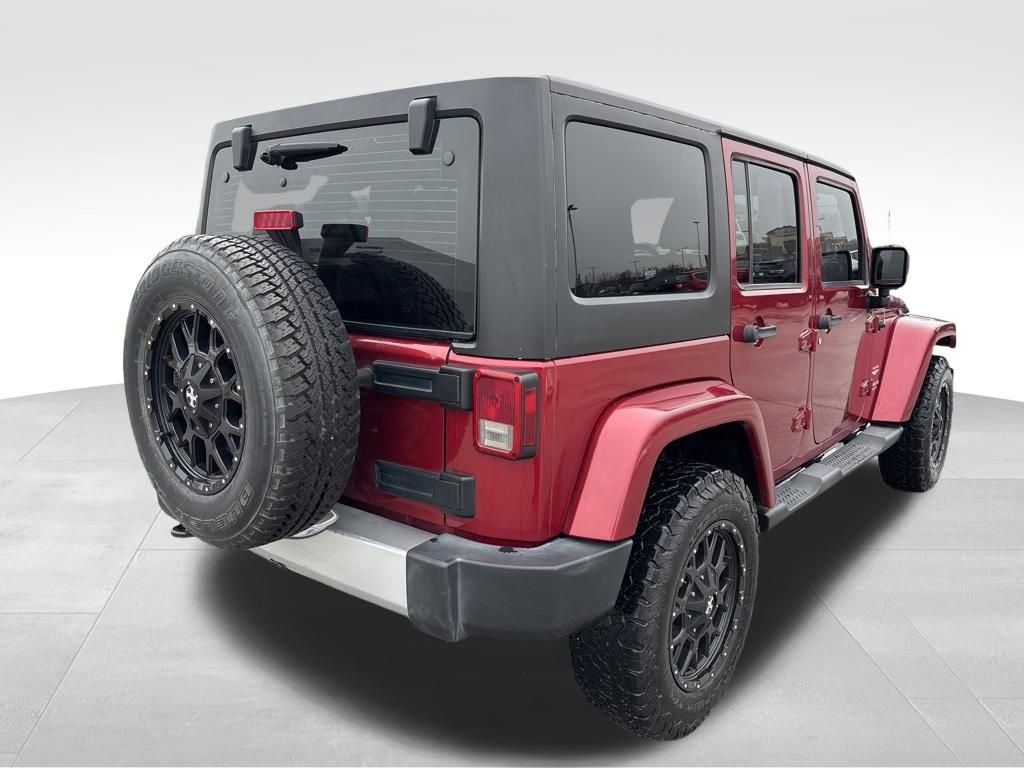 Used 2012 Jeep Wrangler Unlimited Sahara w/ Dual Top Group image 4