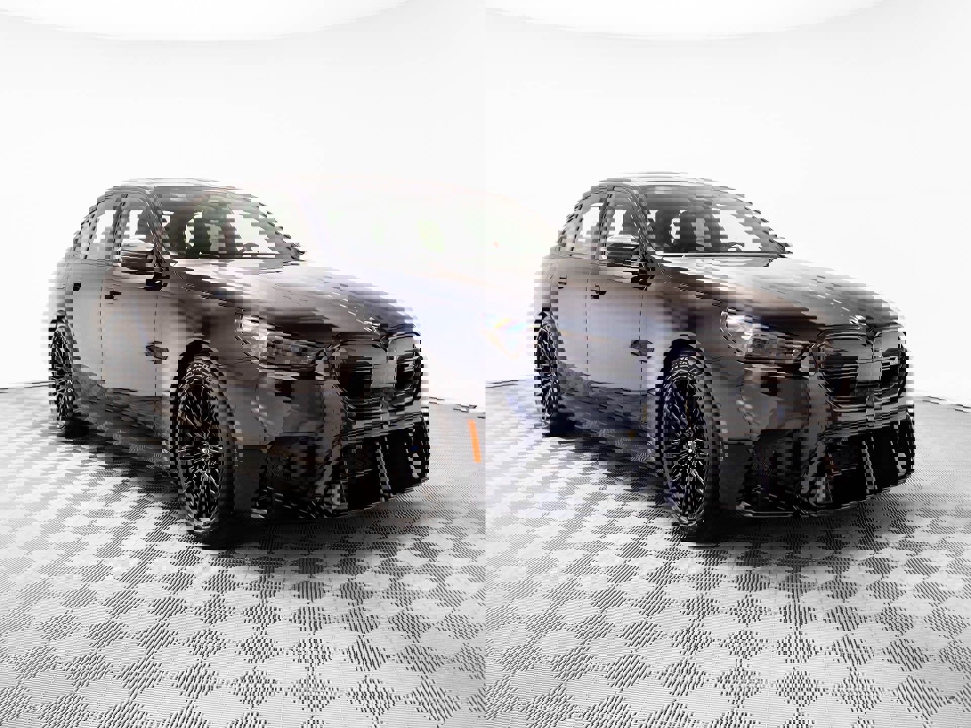 New 2026 BMW M5 w/ Carbon Package image 9