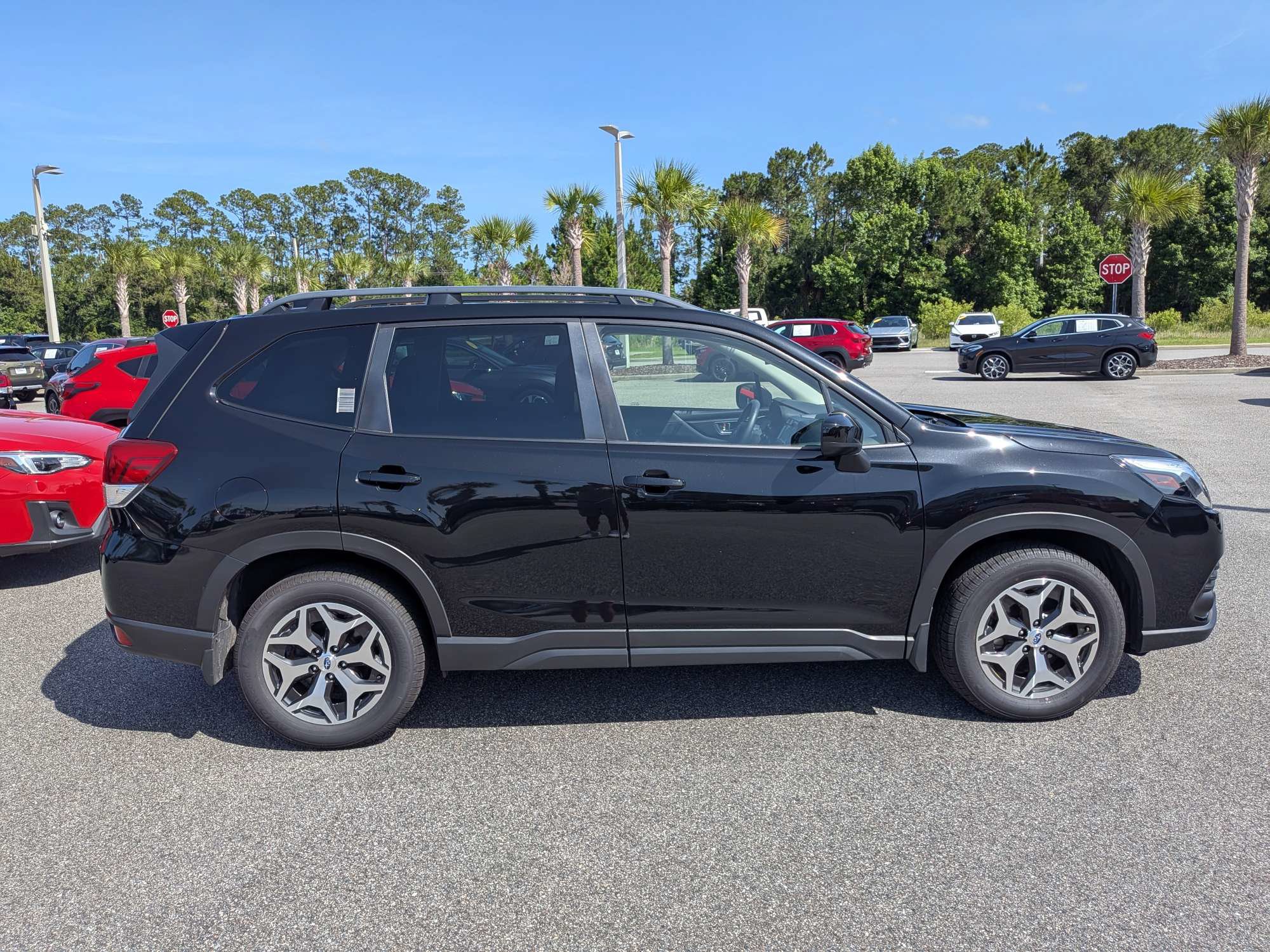 Certified 2023 Subaru Forester Premium AWD/4WD image 3
