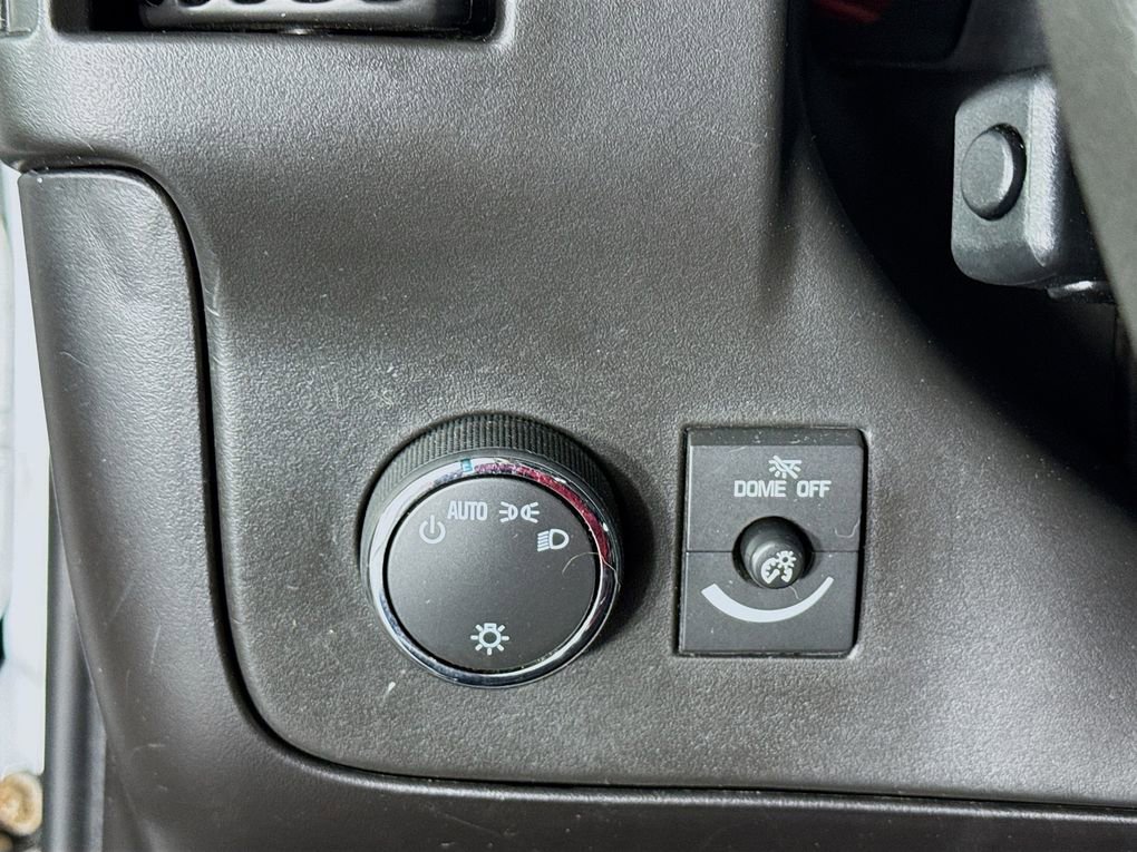 Used 2014 Chevrolet Express 1500 RWD image 14