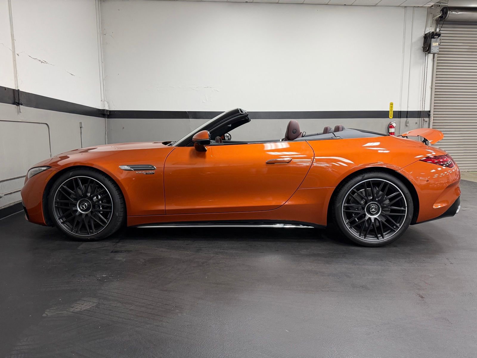 Used 2024 Mercedes-Benz SL 63 AMG 4MATIC image 9