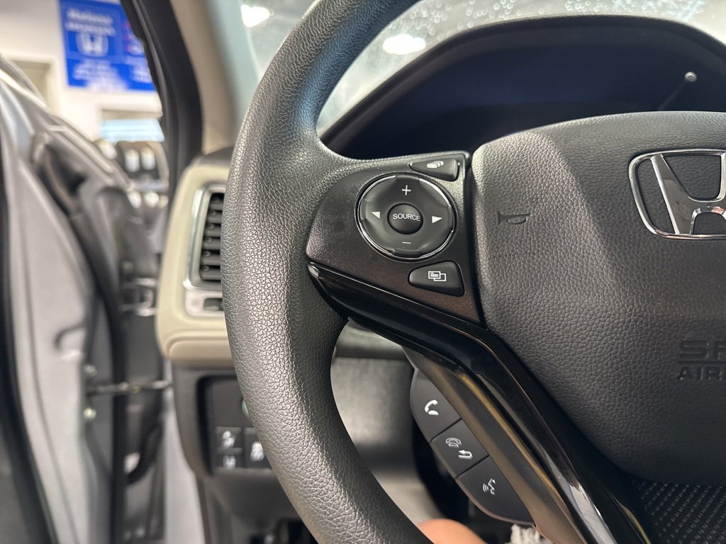 Used 2022 Honda HR-V EX image 16