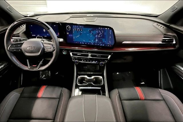 Used 2026 Chevrolet Traverse RS image 18