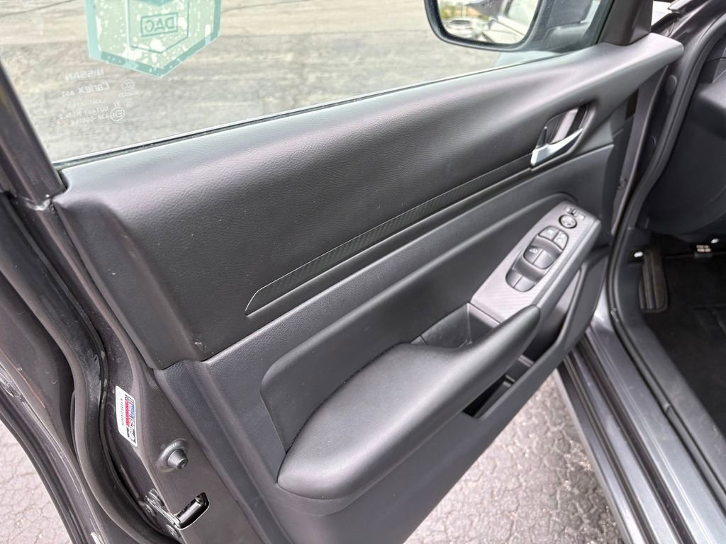 Used 2022 Nissan Altima 2.5 S FWD image 13