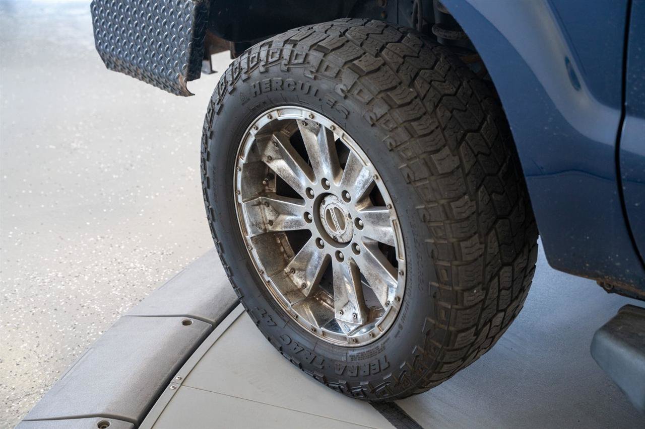 Used 2011 Ford F250 XL w/ Skid Plate Pkg AWD/4WD image 10