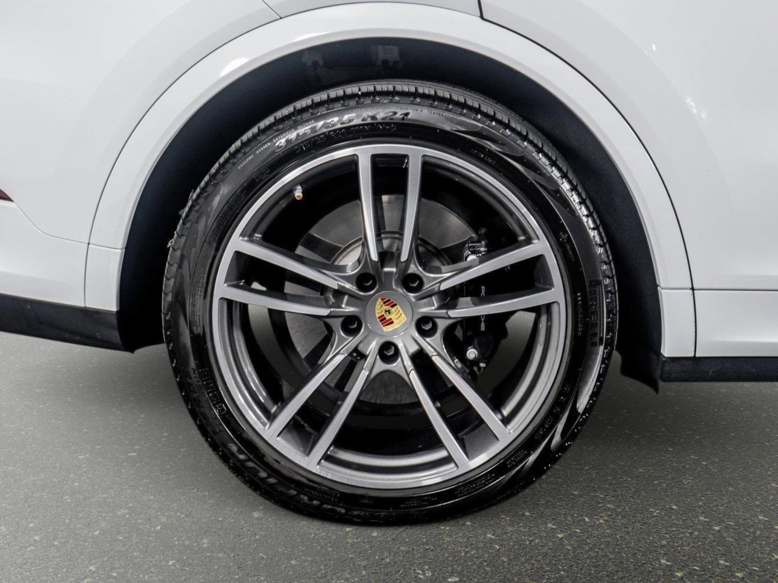 Used 2023 Porsche Cayenne Turbo w/ Premium Package Plus (PI3) AWD/4WD image 10