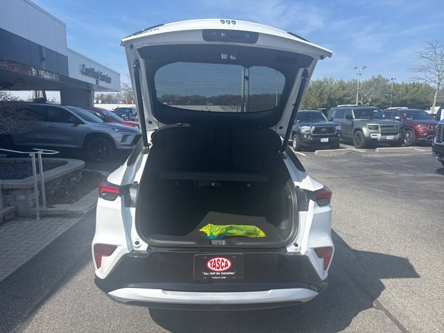 New 2026 Buick Envista Sport Touring w/ Convenience I Package FWD image 25