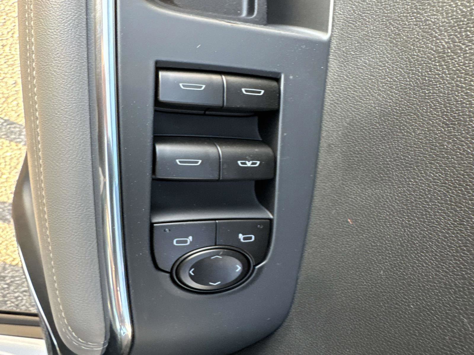 New 2026 GMC Acadia Elevation image 20