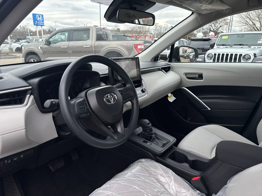 New 2026 Toyota Corolla Cross L image 17