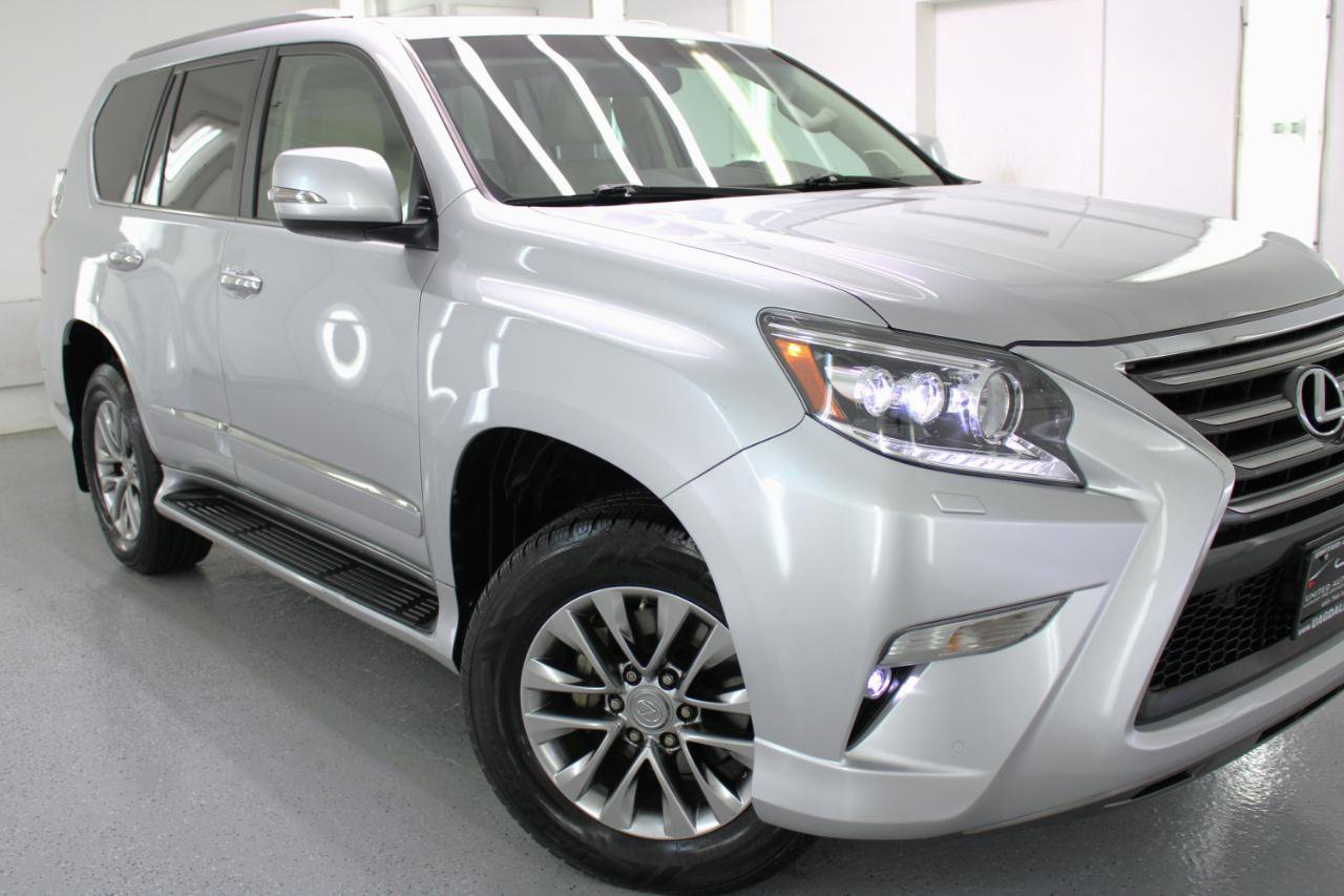 Used 2018 Lexus GX 460 Luxury w/ Preferred Accessory Package image 13