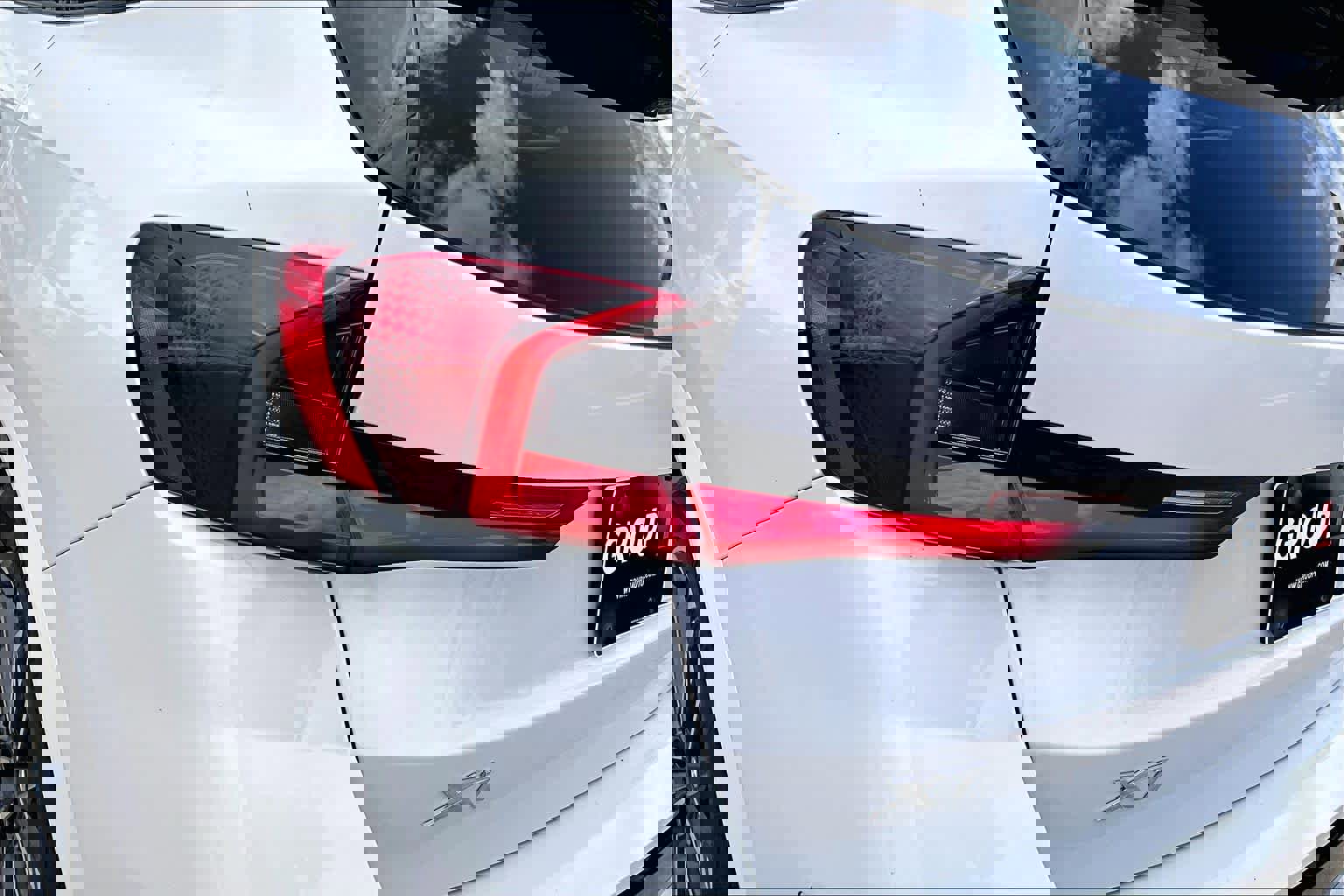 Used 2025 BMW X1 xDrive28i w/ M Sport Package image 27