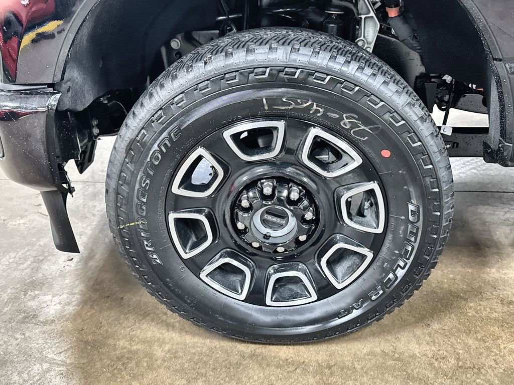 New 2026 Ford F250 Platinum w/ FX4 Off-Road Package image 33