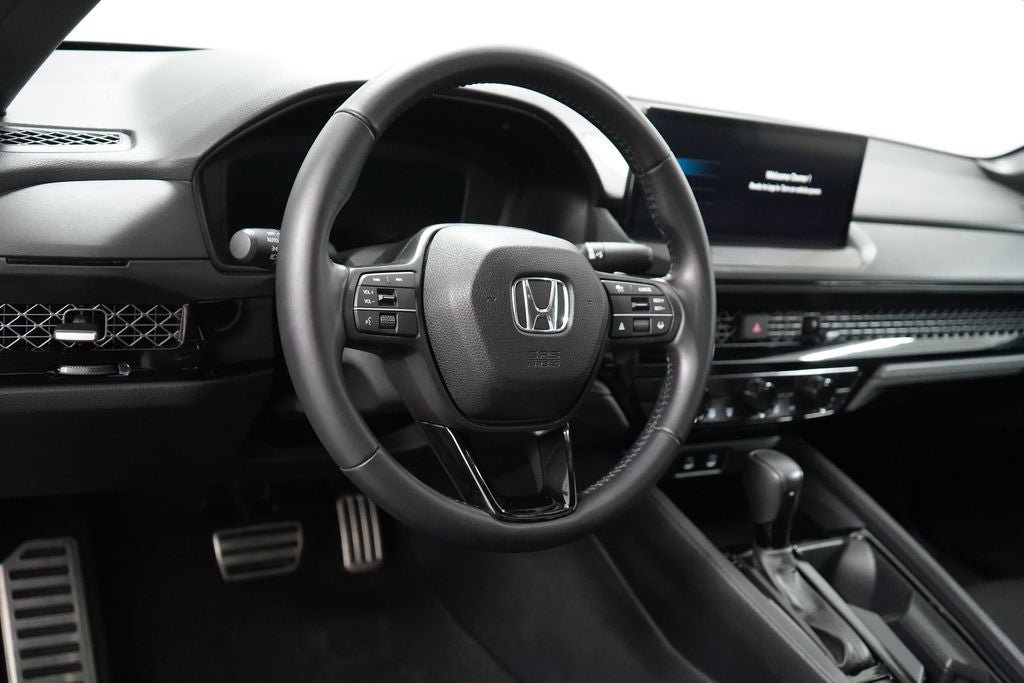 Used 2023 Honda Accord Sport image 13