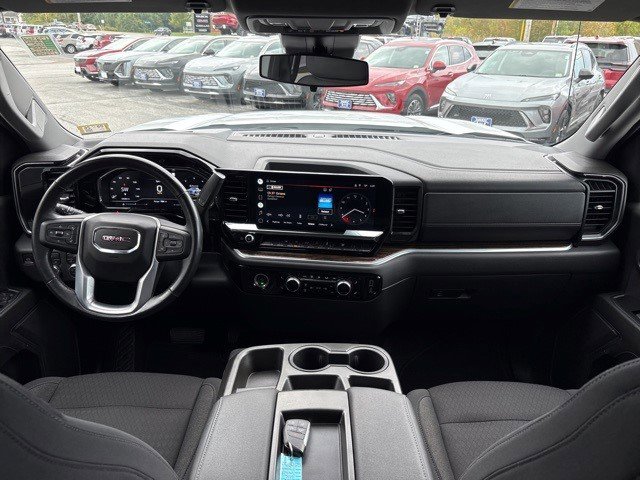 Certified 2022 GMC Sierra 1500 Elevation w/ LPO, Elevation Black Package image 17