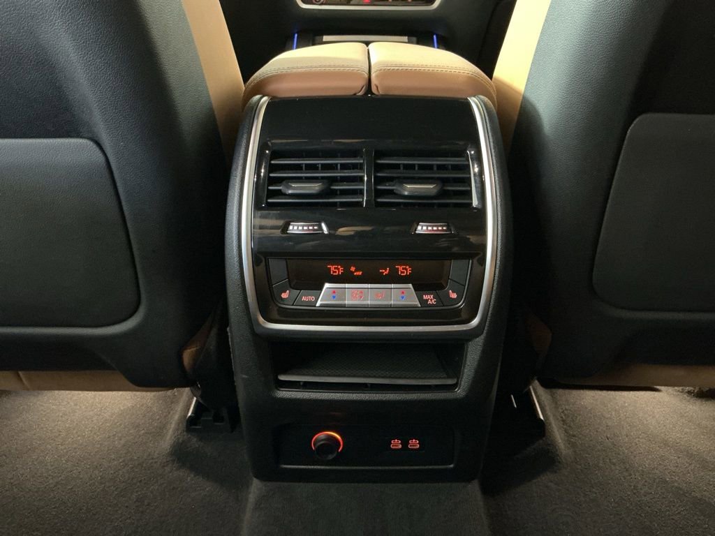 Certified 2024 BMW X7 xDrive40i AWD/4WD image 26