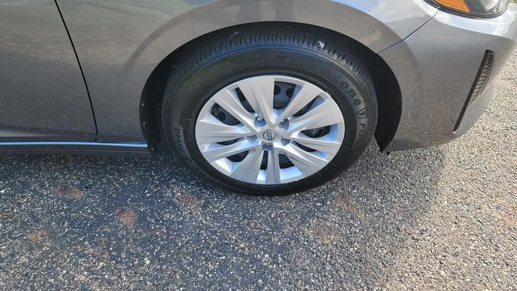 Used 2025 Nissan Sentra S FWD image 15