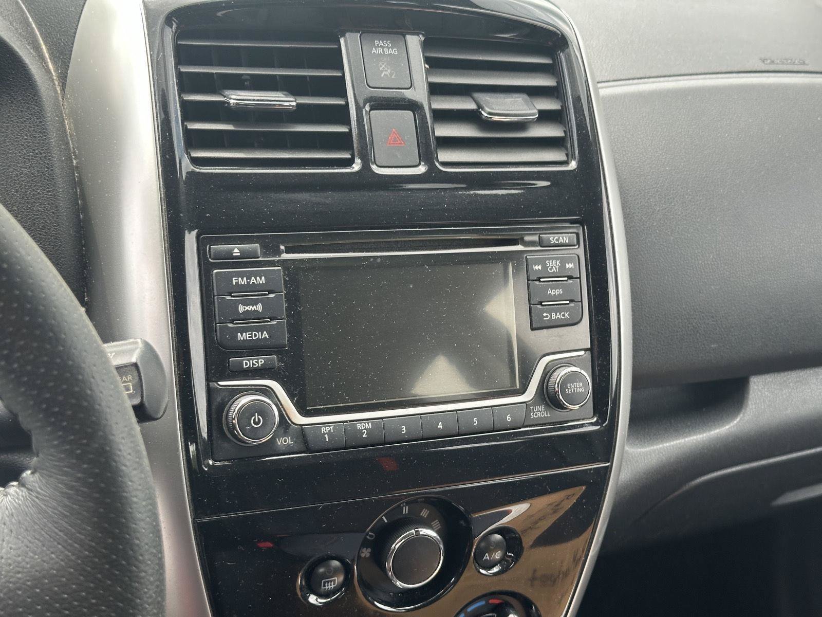 Used 2016 Nissan Versa Note SR FWD image 11
