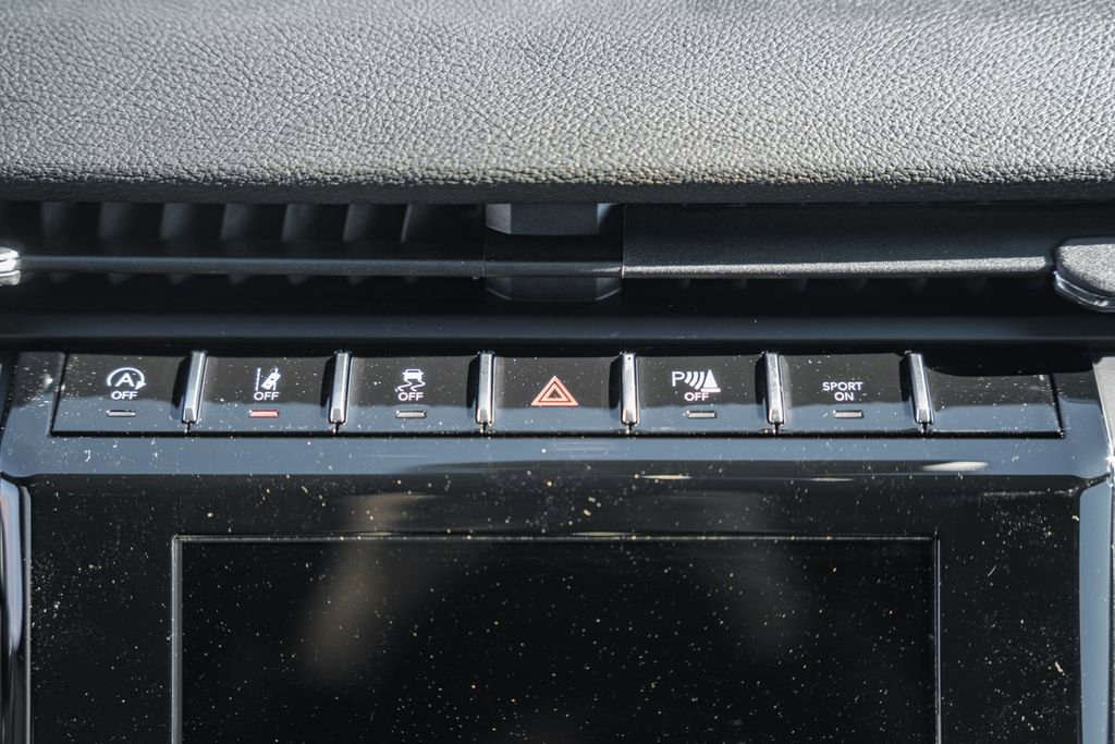 New 2025 Jeep Grand Cherokee Laredo X w/ Luxury Tech Group I image 21