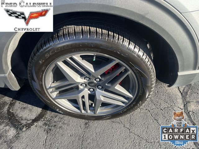 Used 2025 Ford Explorer ST-Line w/ ST-Line Street Pack AWD/4WD image 32