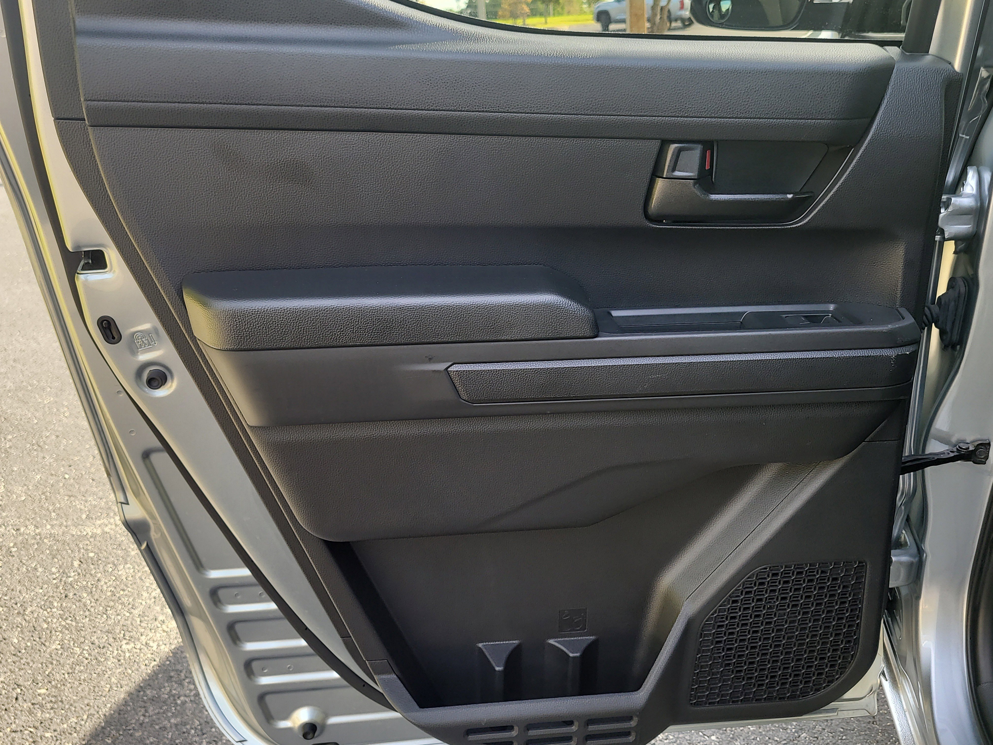 Certified 2025 Toyota Tacoma SR image 14