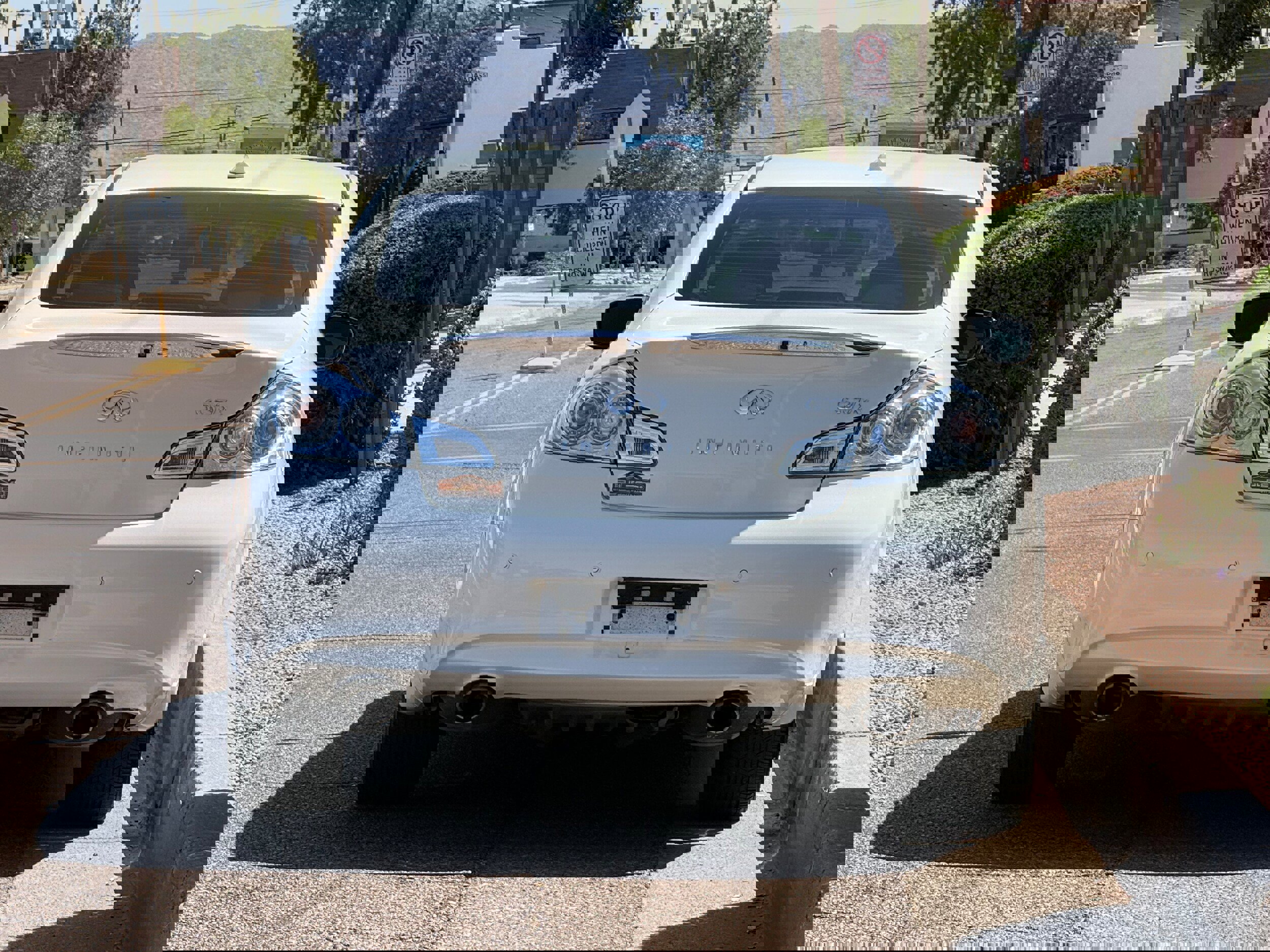 Used 2013 INFINITI G37 x Sedan w/ Premium Pkg image 5