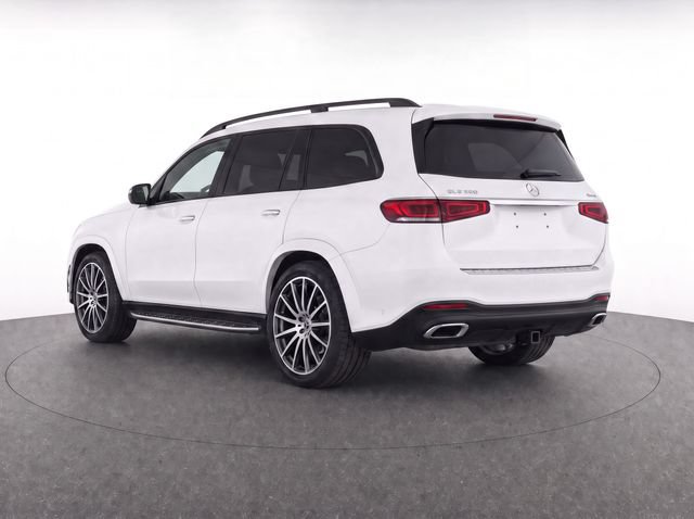 Used 2021 Mercedes-Benz GLS 580 4MATIC image 3