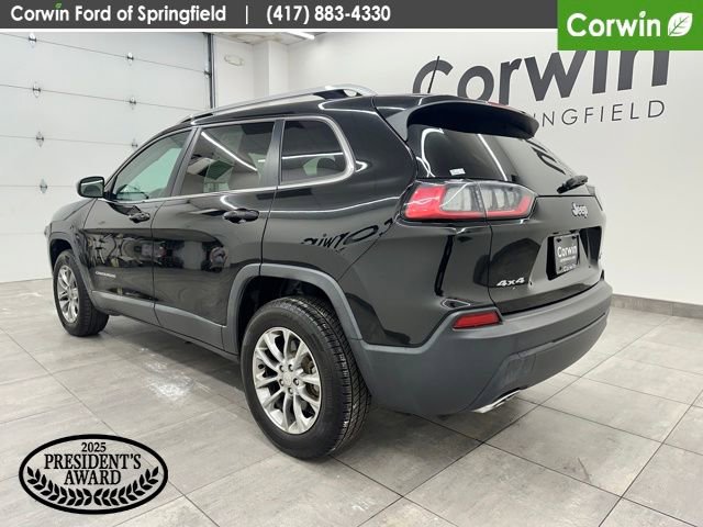 Used 2019 Jeep Cherokee Latitude Plus image 3