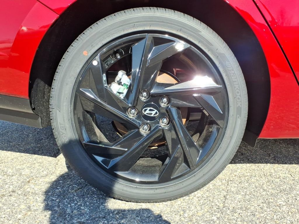 New 2026 Hyundai Elantra SEL Sport Premium w/ Cargo Package FWD image 3