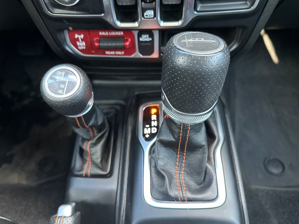 Used 2023 Jeep Gladiator Mojave w/ Cold Weather Group image 14