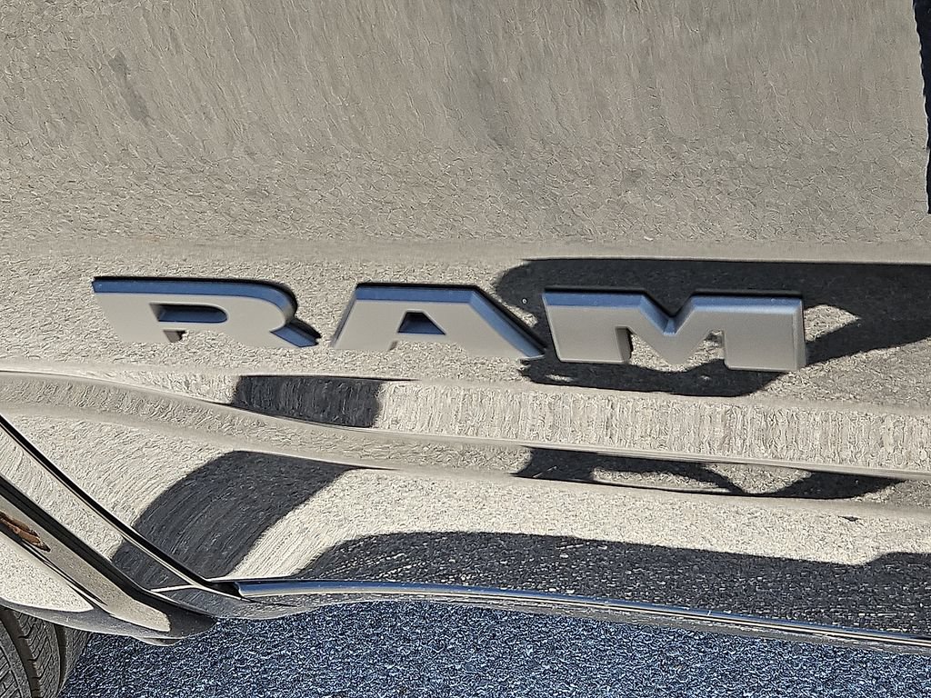 Used 2026 RAM 1500 Limited AWD/4WD image 15