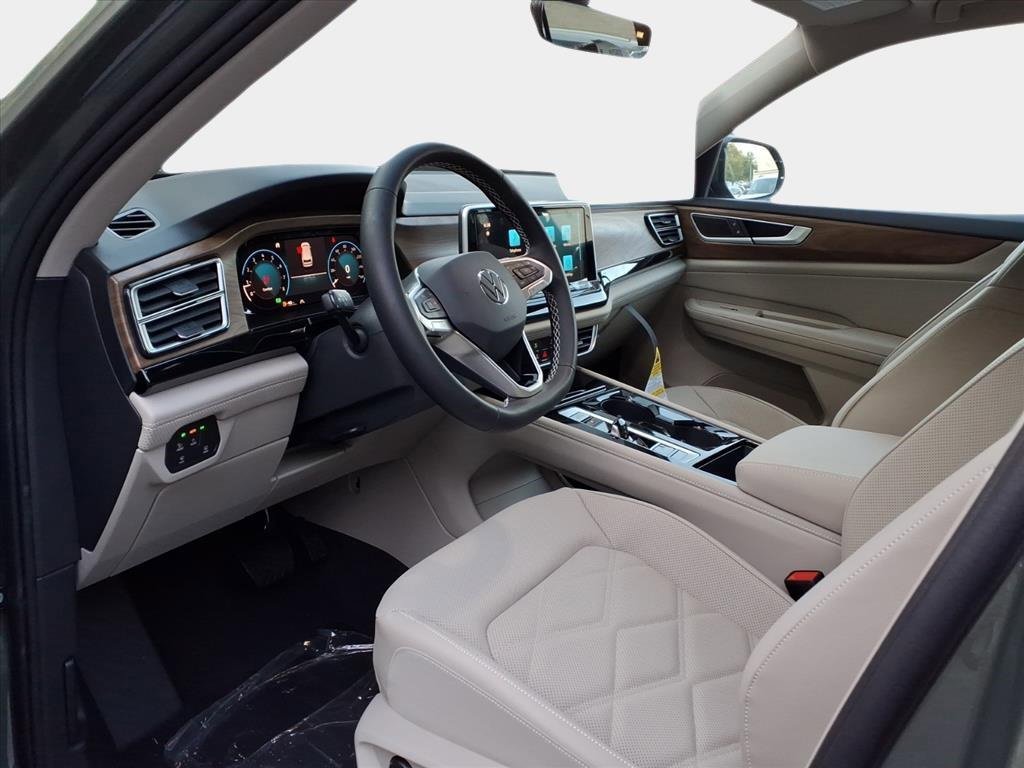 New 2026 Volkswagen Atlas SE image 9
