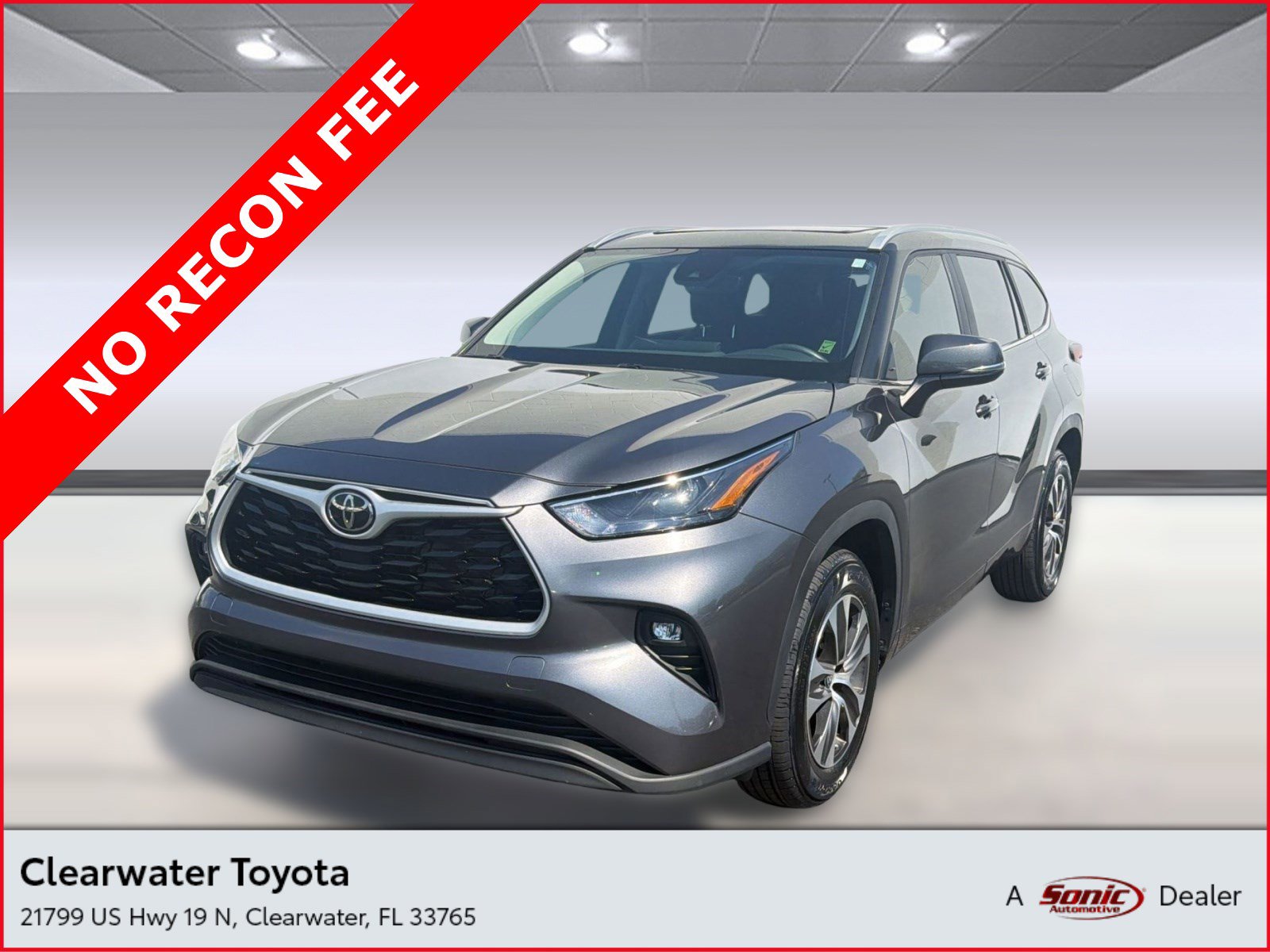 Used 2023 Toyota Highlander XLE image 1