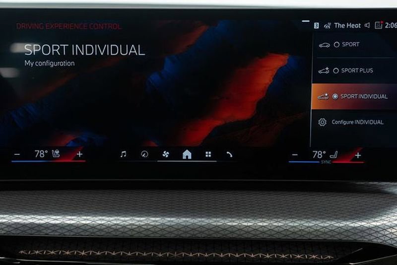 Used 2025 BMW 330i xDrive w/ M-Sport Package image 22