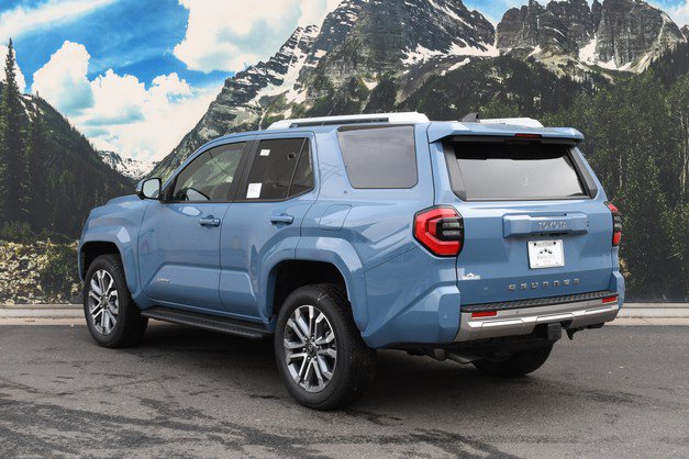 New 2026 Toyota 4Runner Limited AWD/4WD image 3