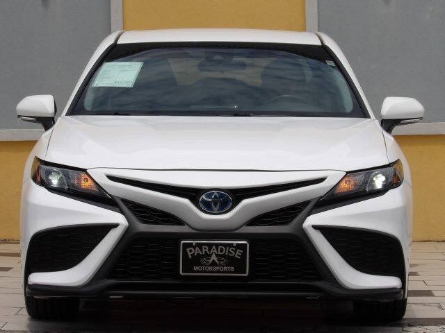 Used 2024 Toyota Camry SE FWD image 2
