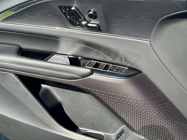 Certified 2024 Cadillac Lyriq Sport AWD/4WD image 17