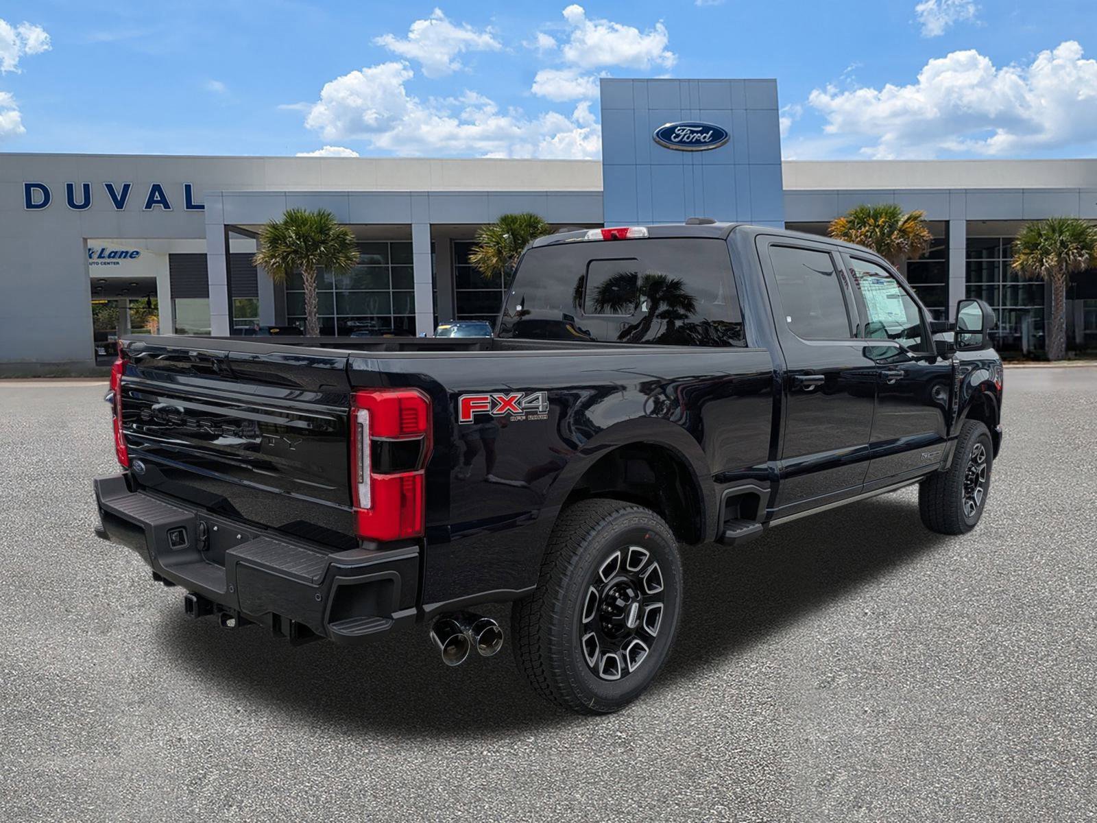 New 2025 Ford F250 Platinum w/ FX4 Off-Road Package image 3