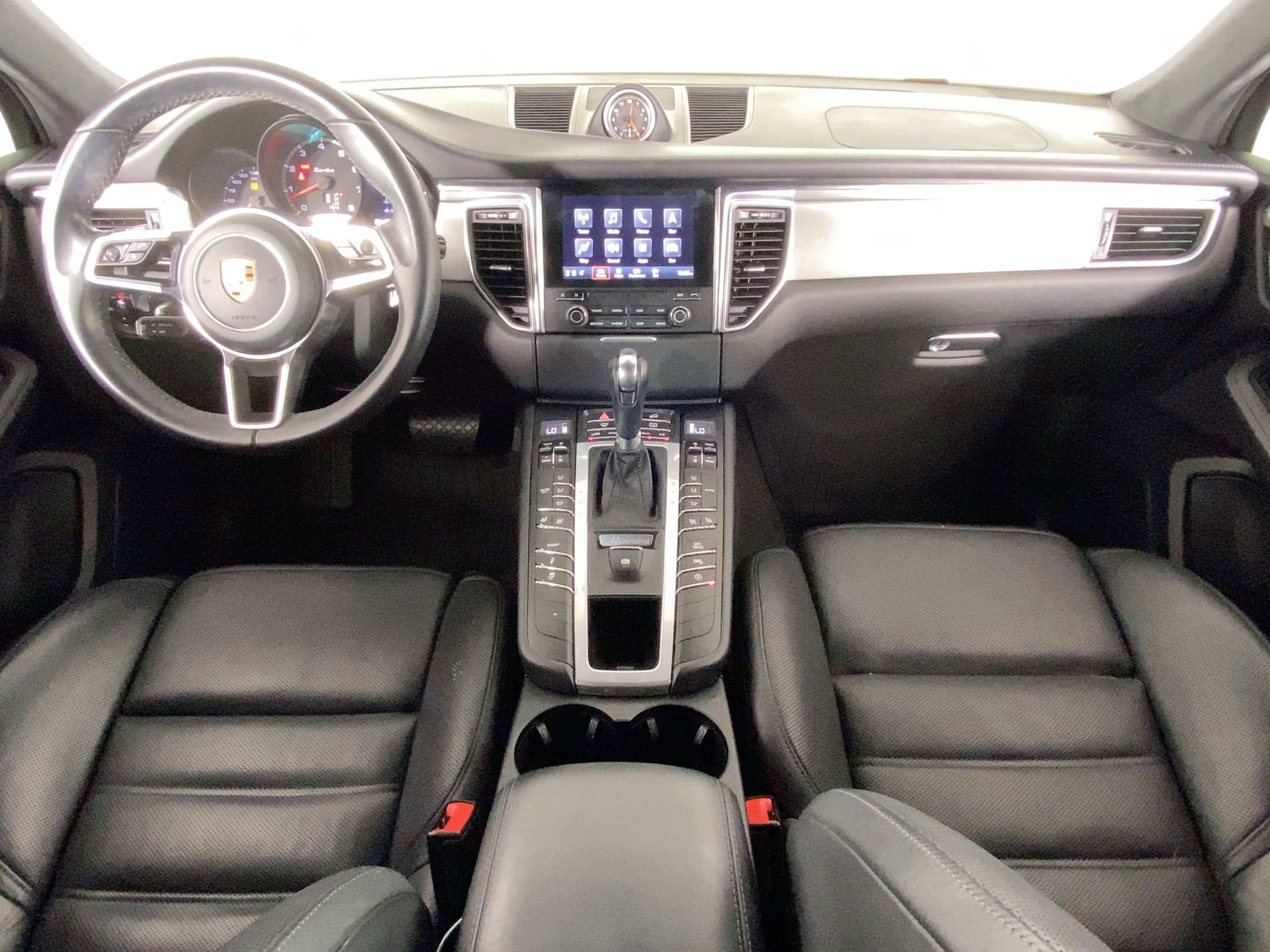 Used 2018 Porsche Macan Turbo w/ Premium Package Plus image 13