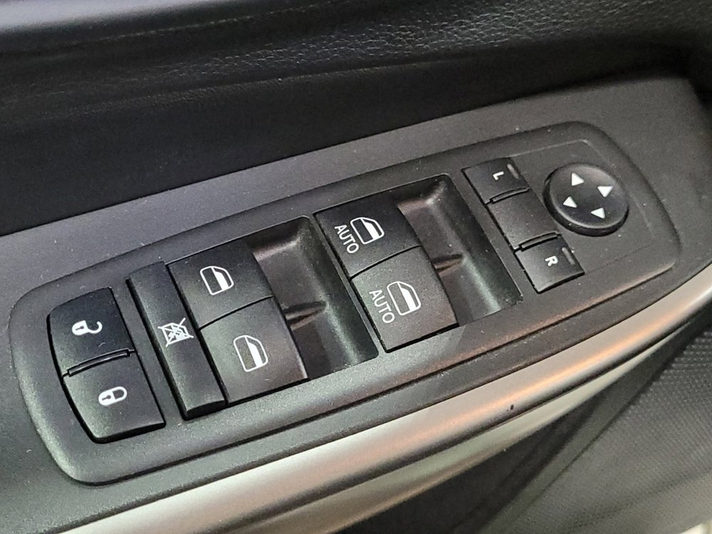 Used 2019 Jeep Cherokee High Altitude AWD/4WD image 27