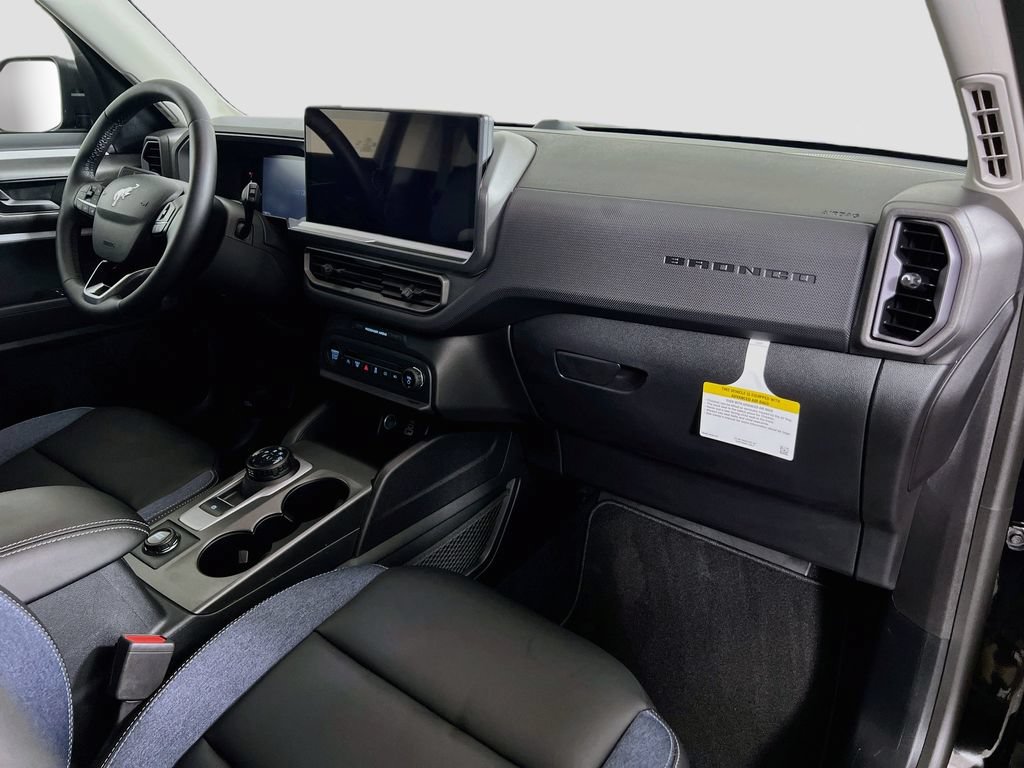 Used 2026 Ford Bronco Sport Outer Banks AWD/4WD image 33