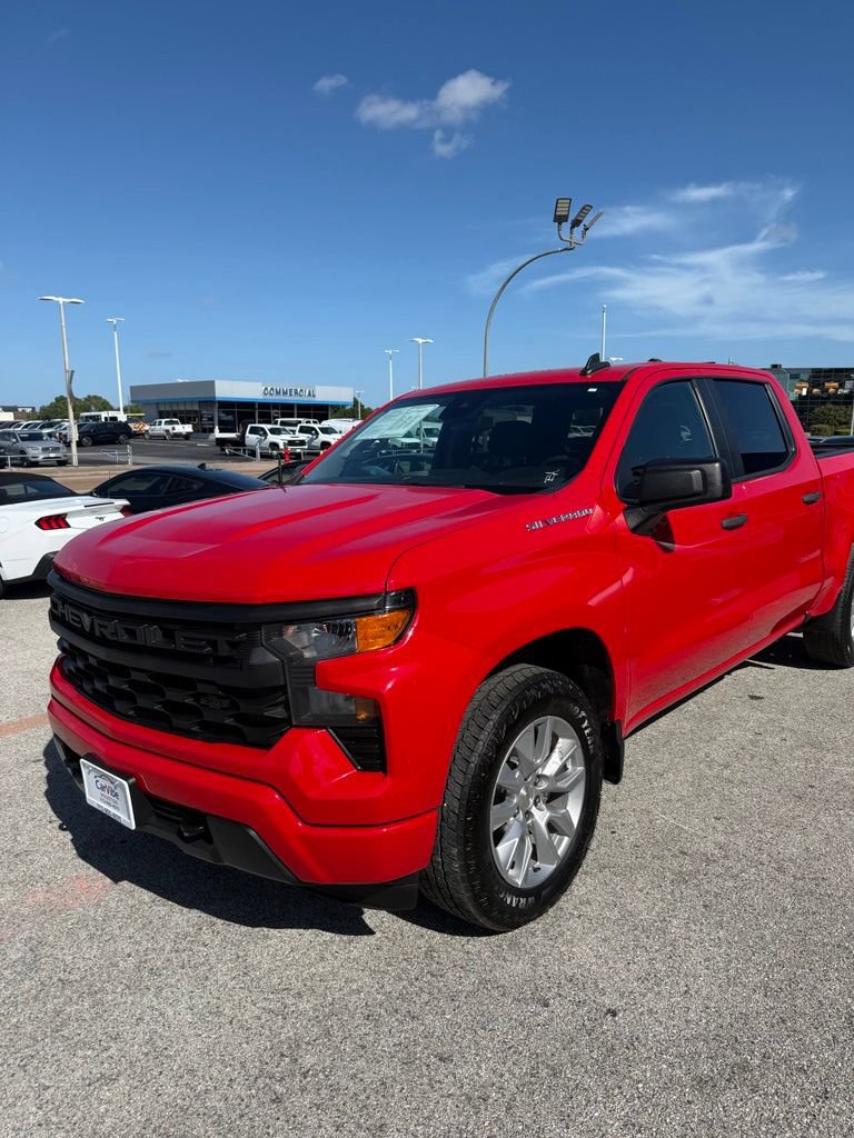 Used 2023 Chevrolet Silverado 1500 Custom RWD image 3