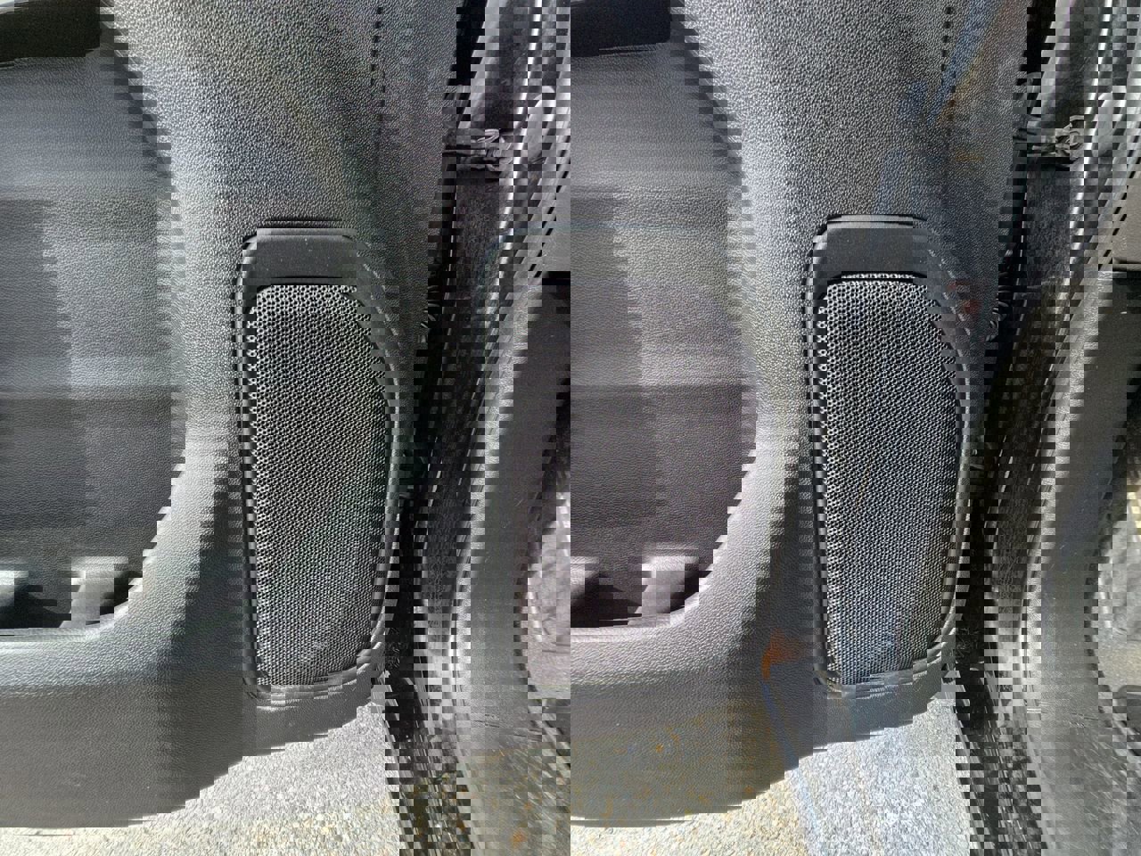 Used 2022 Chevrolet Silverado 2500 LT w/ Snow Plow Prep/Camper Package image 61