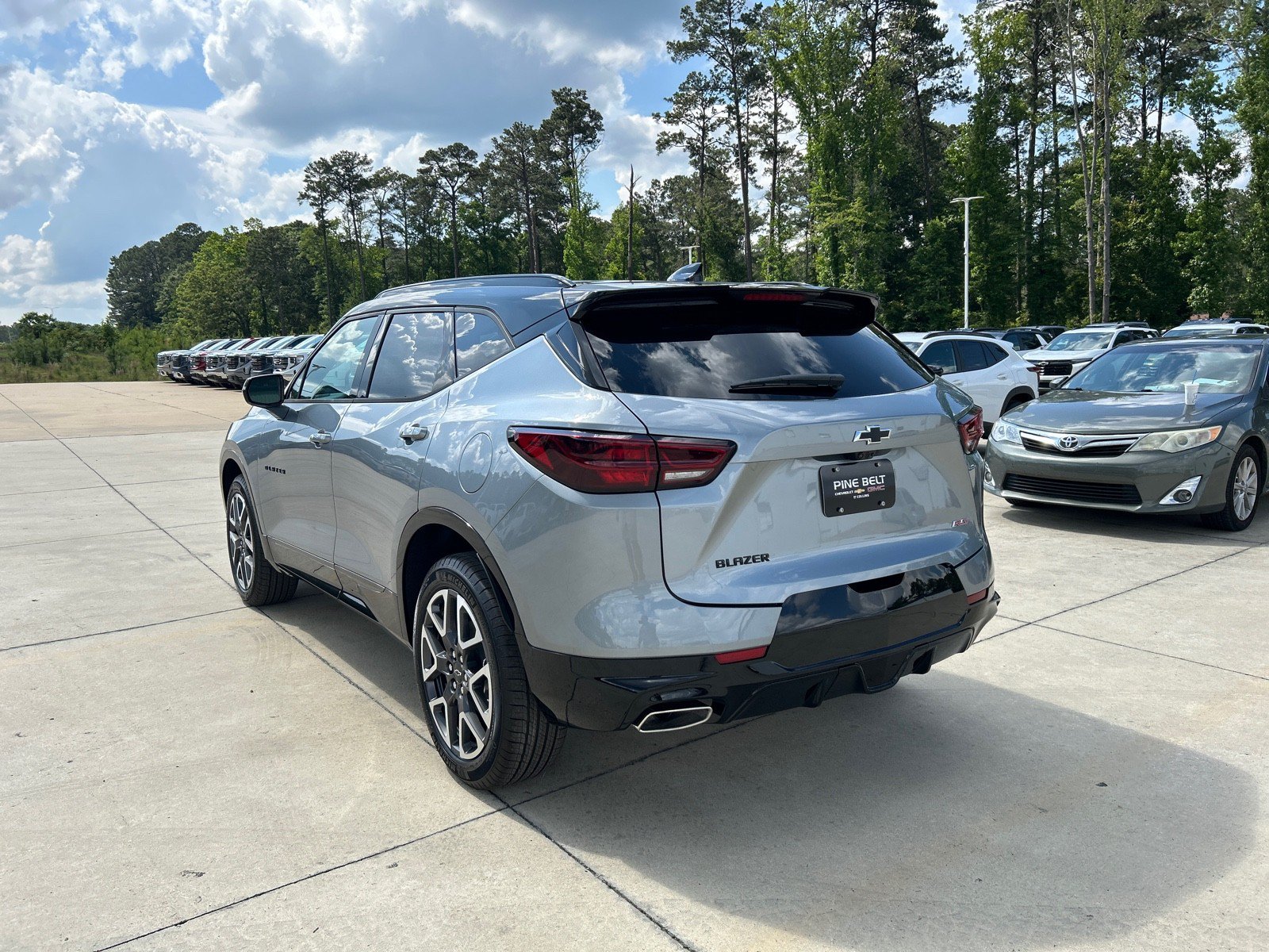 New 2026 Chevrolet Blazer RS w/ Driver Confidence II Package FWD image 4