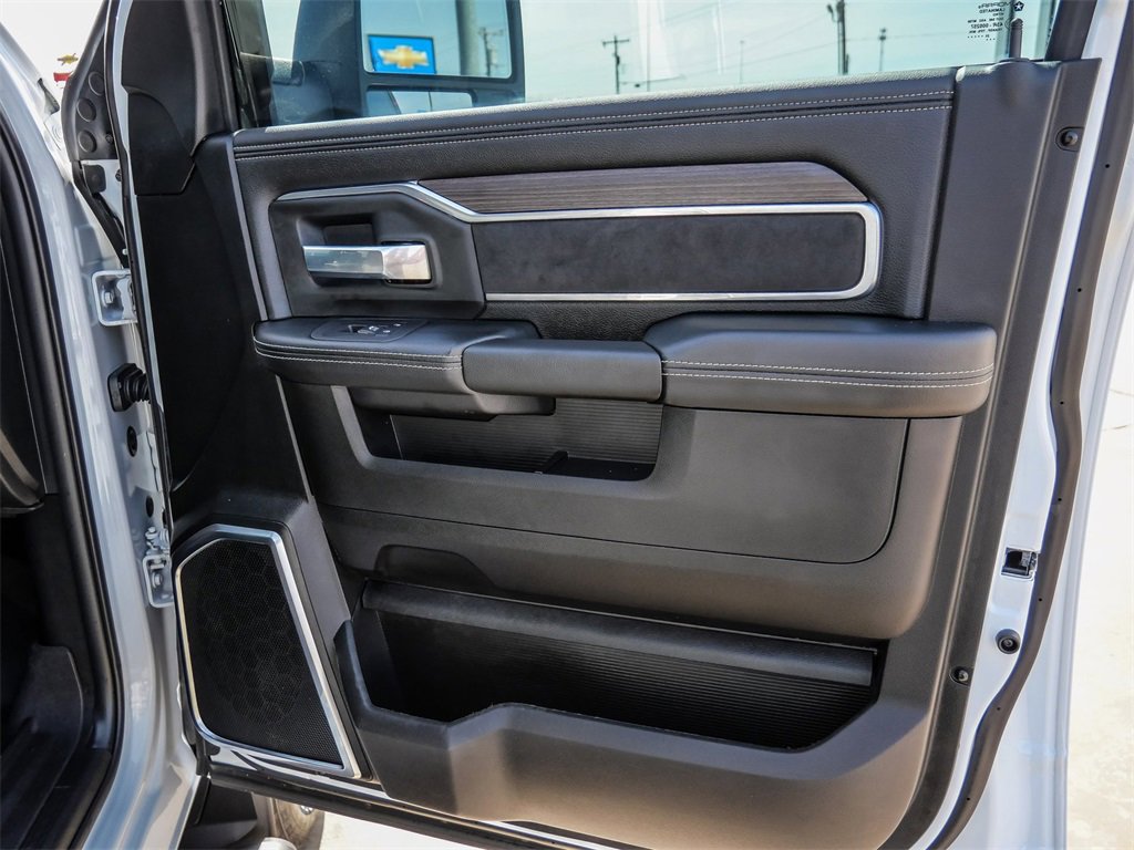 Used 2026 RAM 2500 Laramie w/ Towing Technology Group image 24