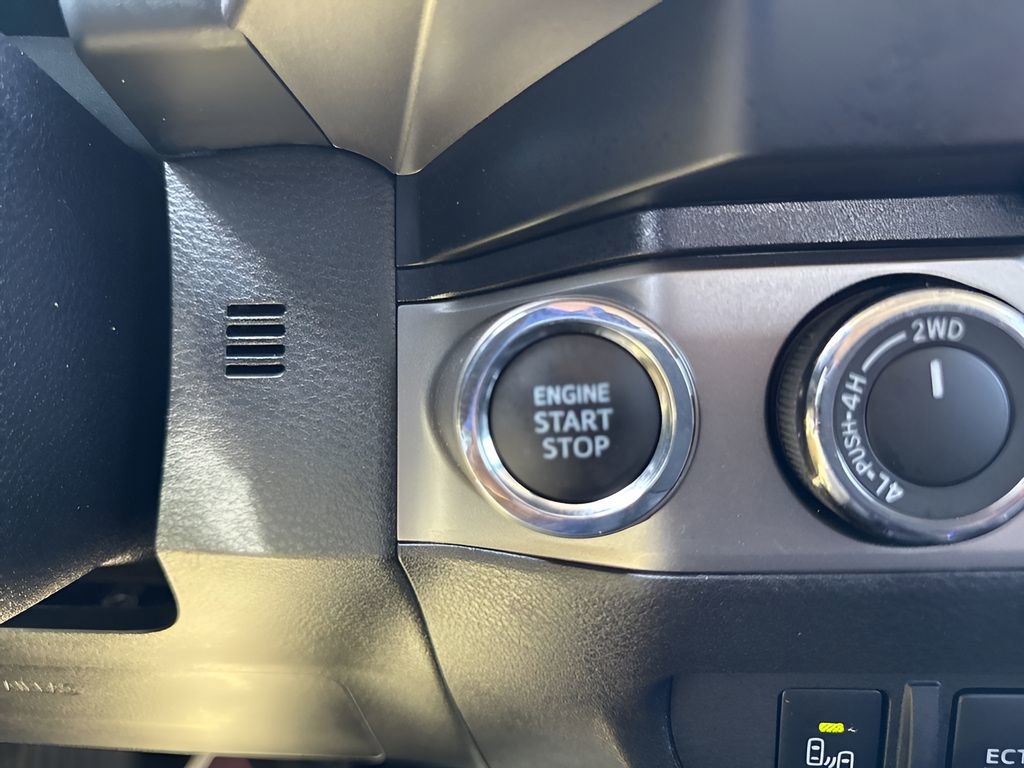 Used 2023 Toyota Tacoma SR5 w/ Technology Package image 21