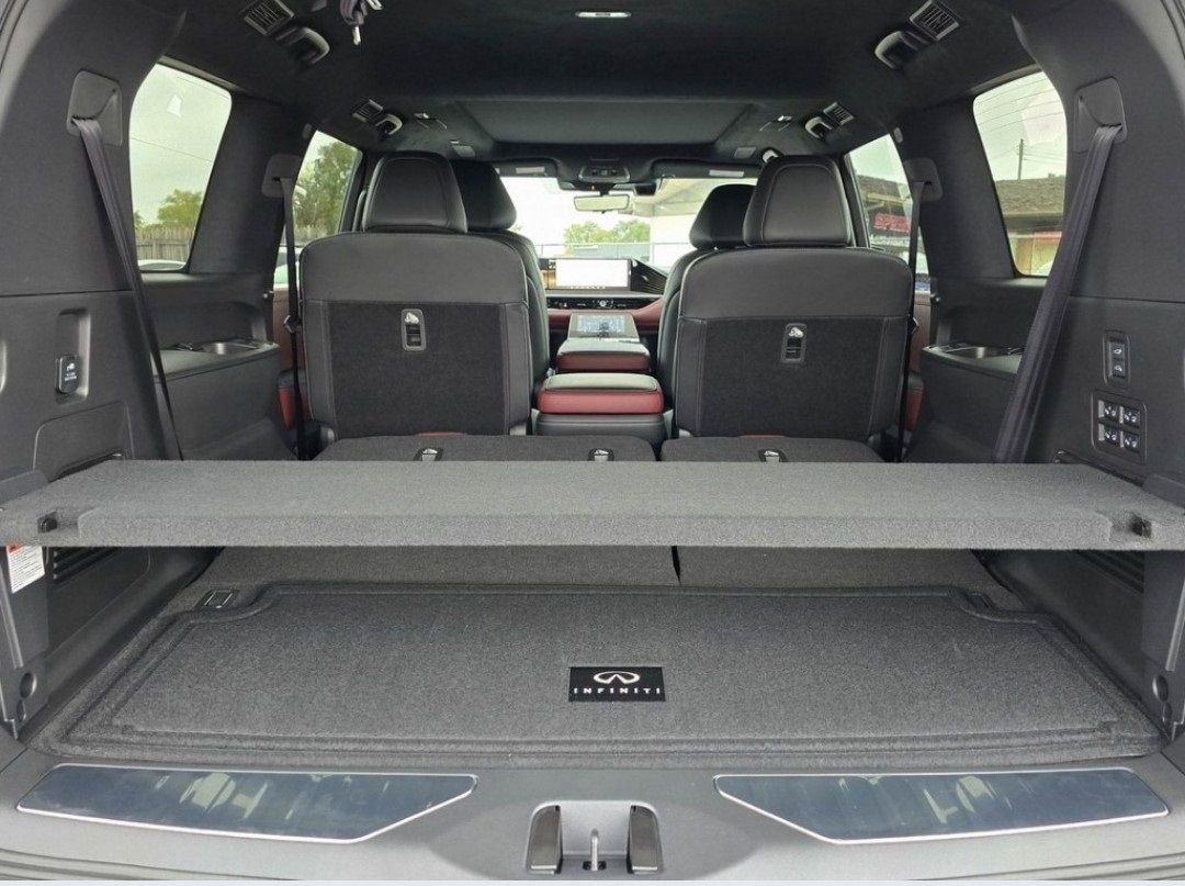 New 2026 INFINITI QX80 Autograph w/ Premium Cargo Package image 37