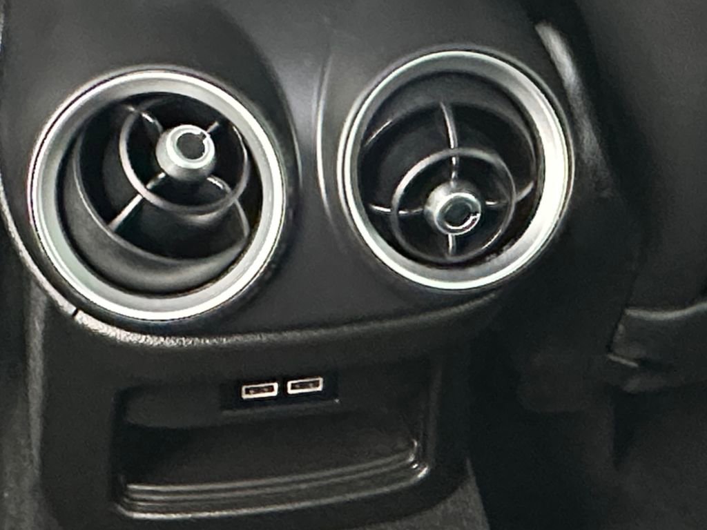 Used 2018 Alfa Romeo Stelvio Ti Sport image 23